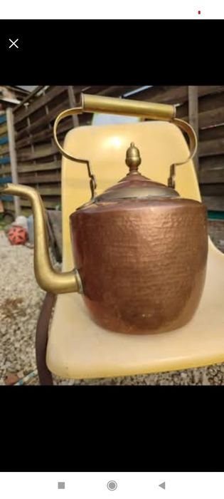 Ceainic vechi din cupru,alama și bronz