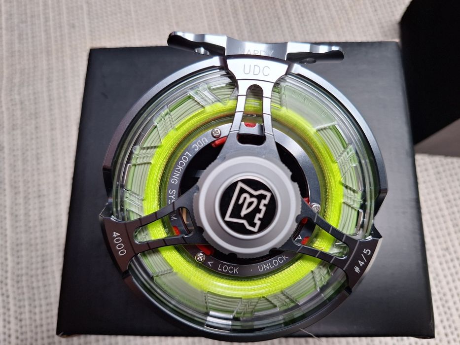 Vand mulineta musca fly Hardy noua