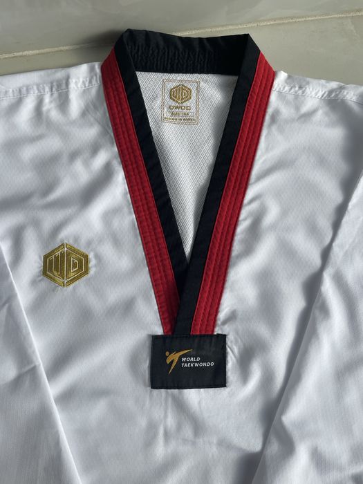 продается добок для занятий по таеквон-до/карате