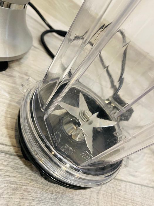 Blender Heinner HBL-HS1000XMC, 1000 W, 22000 rpm, 7 viteze