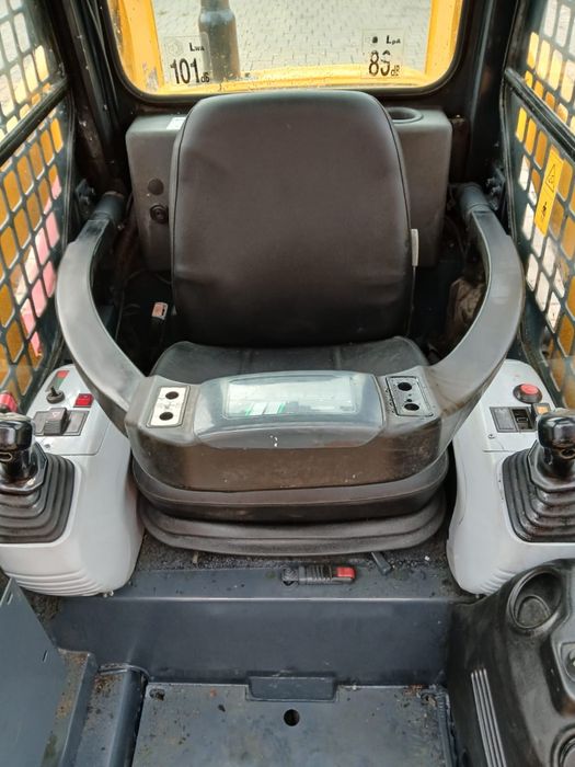Miniincarcator komatsu SK 714 2800 kg an 2019
