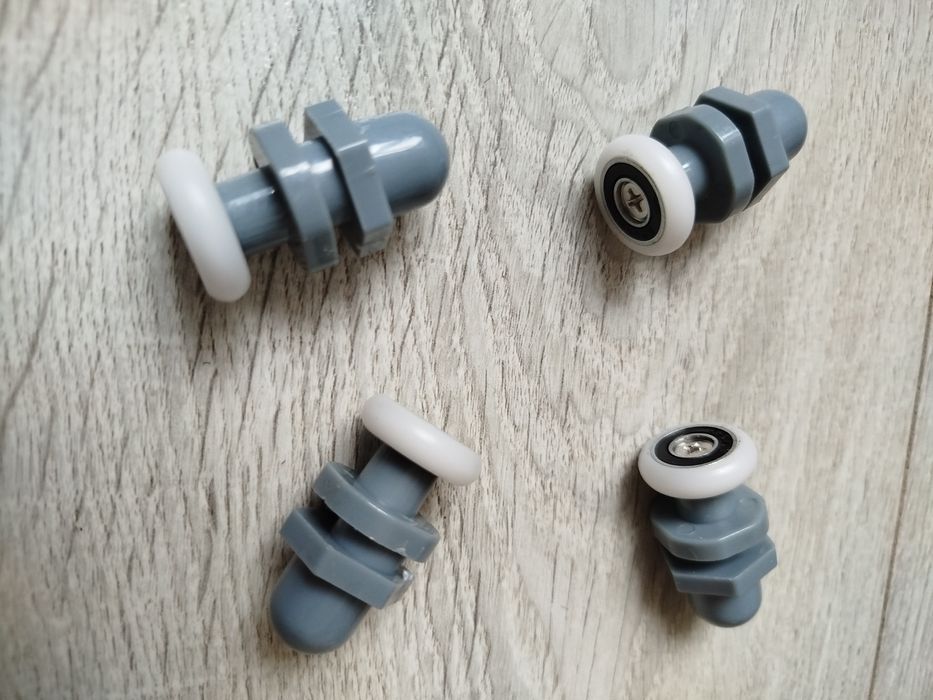 Ролик для душевой кабины