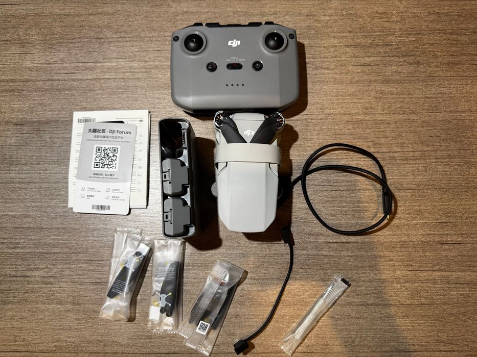 Dji дрон 4К flay combo