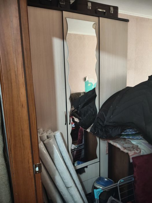 Продам прихожку, шкаф и стенку