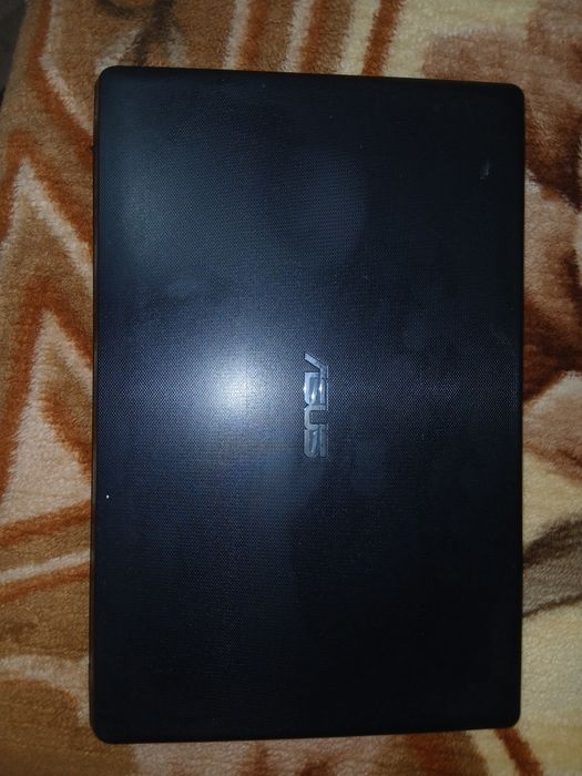 Laptop ASUS x552e