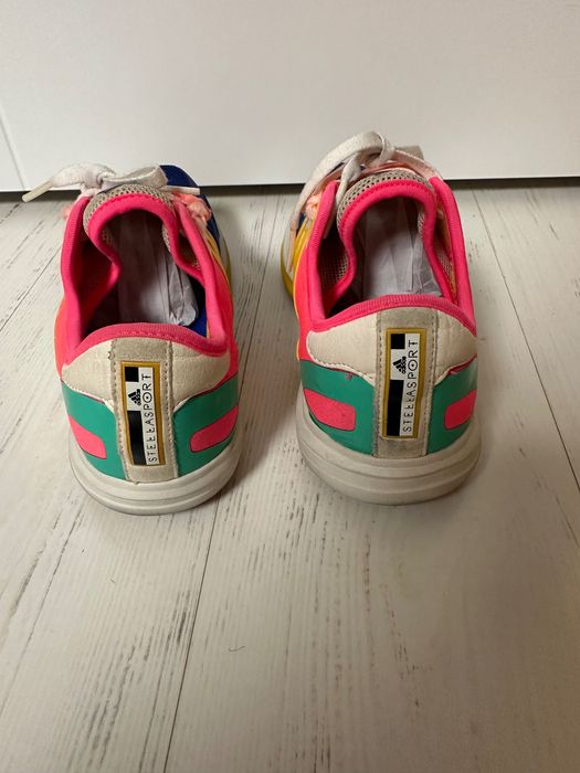 Кроссовки для зала Adidas