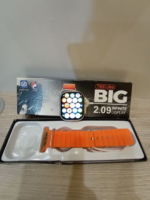 Смарт водоустойчив часовник