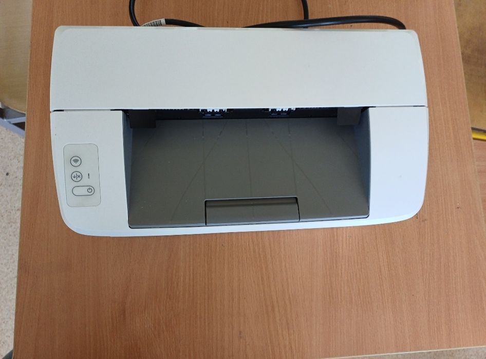 HP LaserJet принтер
