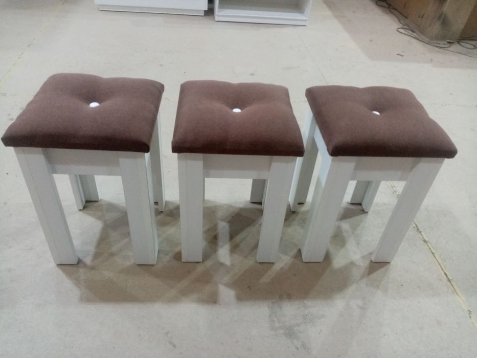 Продам новые кухонные табуретки!