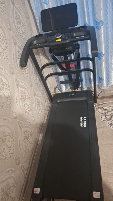 Продам беговую дорожку