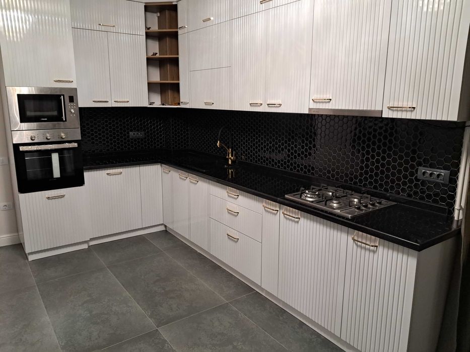 Blat Trepte Glaf - Prelucrare Montaj Granit  Marmura Quartz