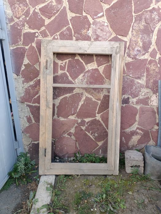 Деревянные оконные рамы