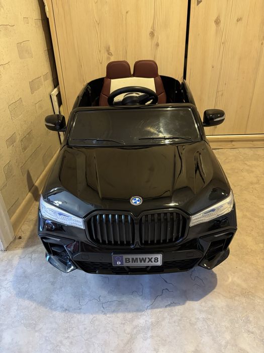 Электромобиль  BMW X8