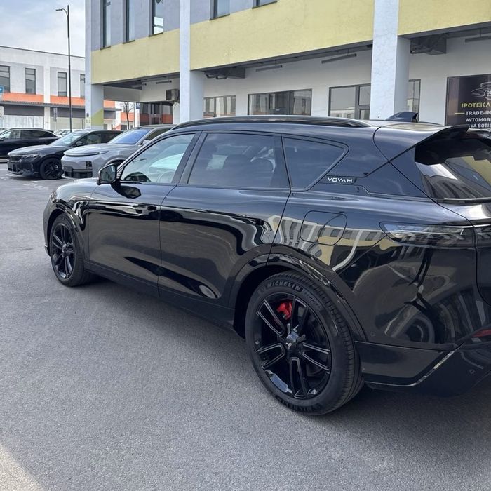 Voyah free 318km 2024/2025