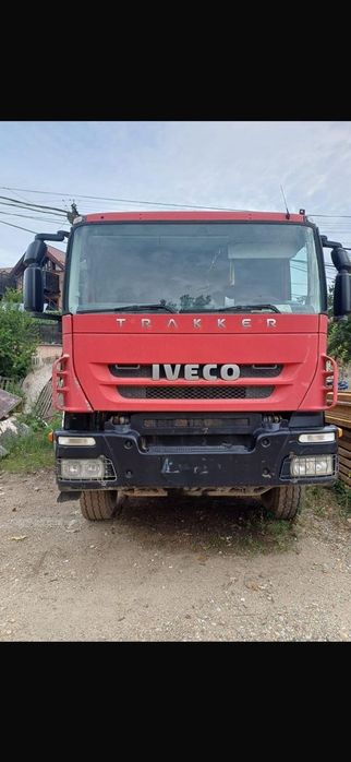 Iveco Massif Vand basculanta IVECO TRAKKER, stare foarte buna.