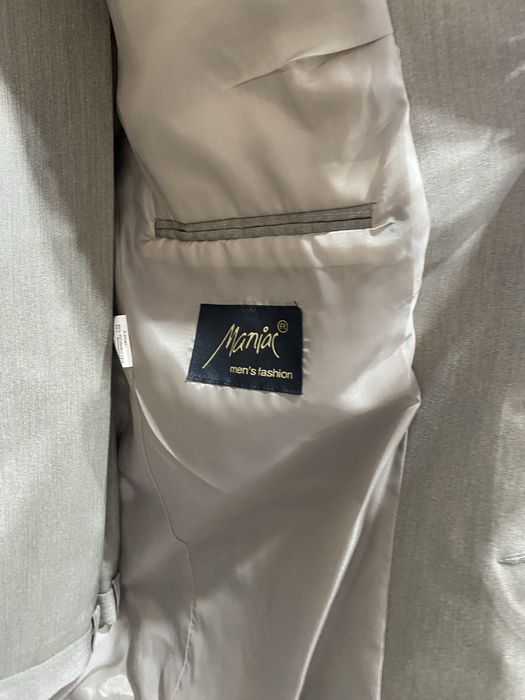 Костюми от Hugo Boss Zara ,Maniac и Angelo rotrico