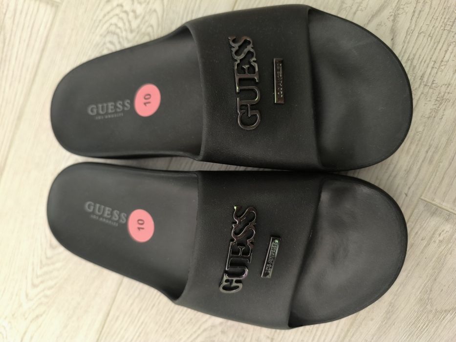 Гумени чехли Guess