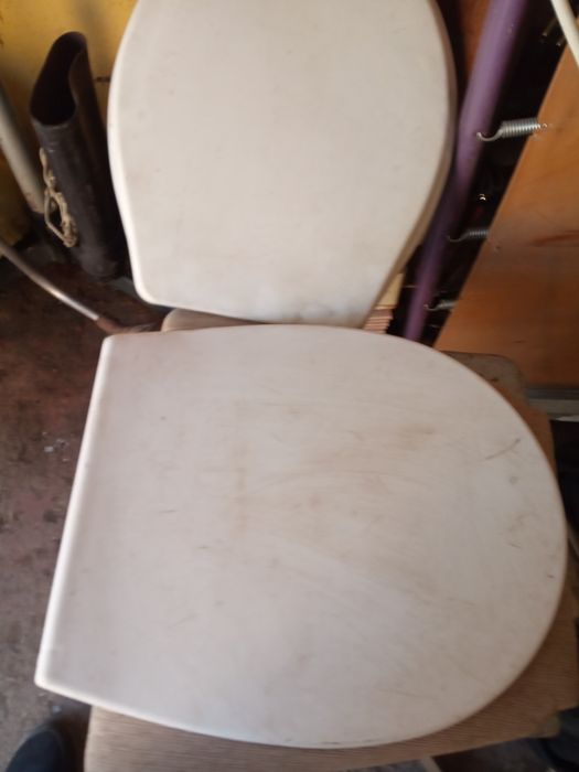 Сиденье с крышкой на унитаз