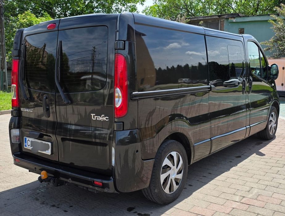 RENAULT Trafic 2013 — imagine 3