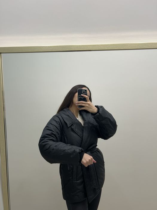 Продам куртки весенние