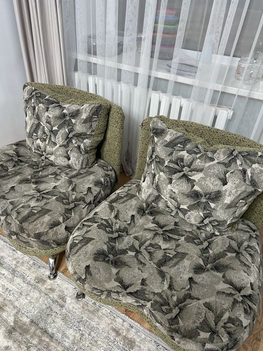 Диван с креслами