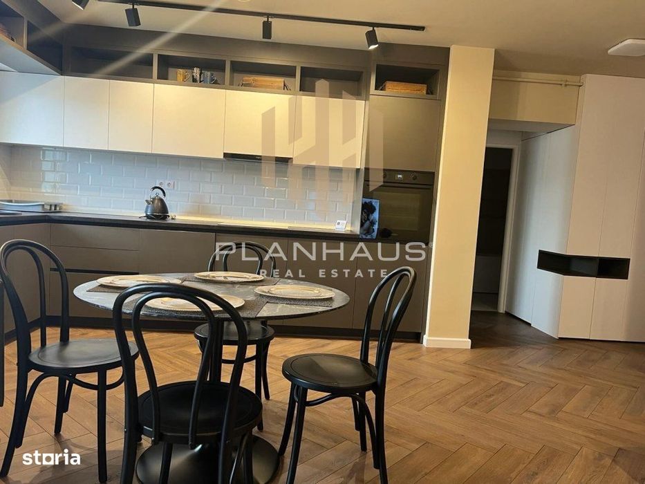 Apartament 2 camere ,B-dul Traian zona Pizza Plus