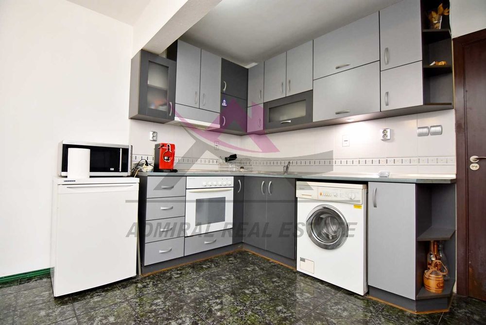 Продава се Тристаен апартамент в Варна, Лятно кино Тракия - 85 кв.м за 1050 €/кв.м - Снимка #1