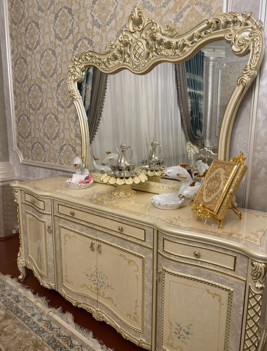 Zal uchun garnitur, stol stul, 2 ta penal, stenka, komot