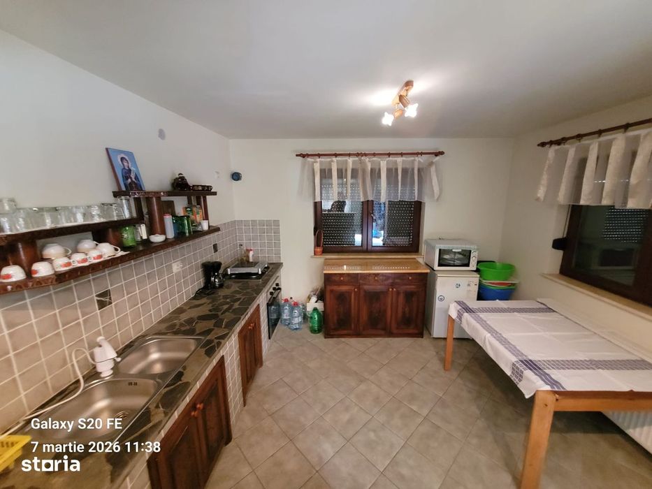 Comision 0%. Casa de vacanta sau locuinta permanenta in Tocile/ Sadu