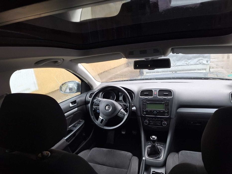 Dezmembrez Vw Golf VI Variant 1.6 TDI CAYC 105 Cai 2011