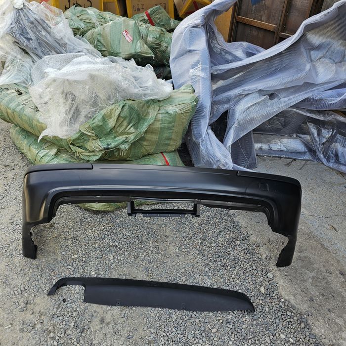 Задний М бампер БМВ Е39 M5 E39