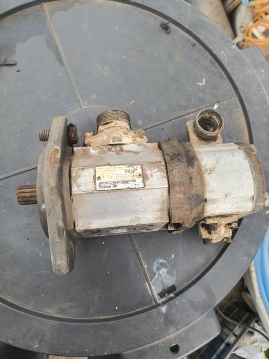 Pompa hidraulica dubla U650, U445, Fiat, Same, Deutz etc.