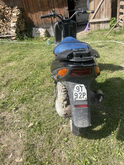 Scuter piaggio 2t ( citeste toata descriere )