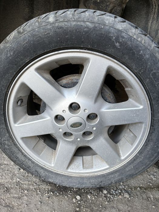 Днжати оригинални от Freelander 17 5х114.3 цен отвор 64.1 ET46 7J