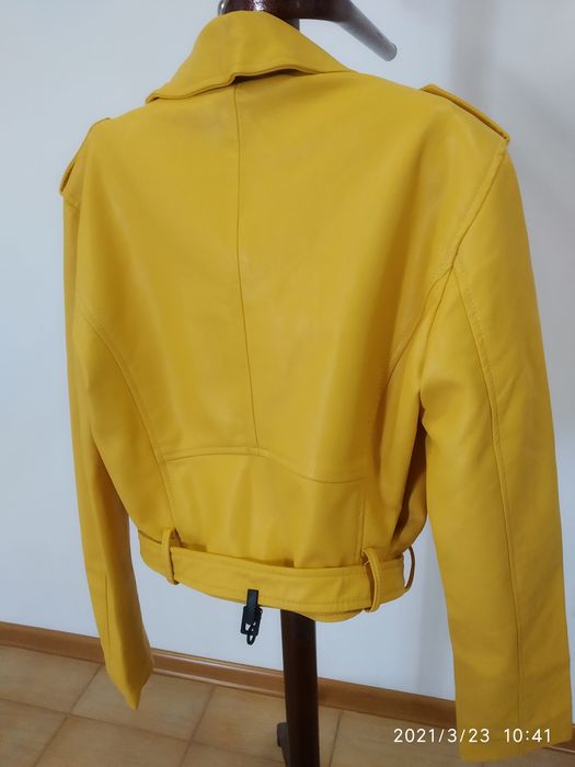 Куртка- косуха Bershka разм 40