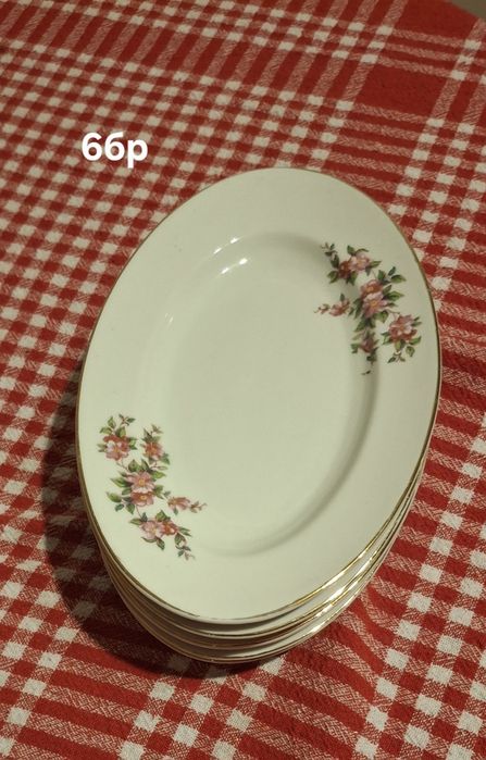 Порцеланови чинии и купи