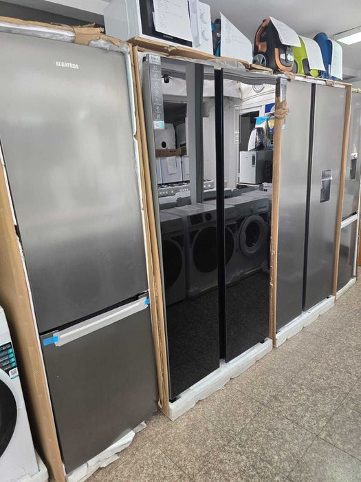 Masina de spalat rufe Noua Resigilata AEG L7FEE68S, 8 kg, 1600 RPM