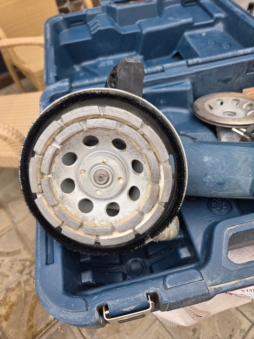 BOSCH GBR 15 CA - Машина за шлайфане на бетон 1500W
