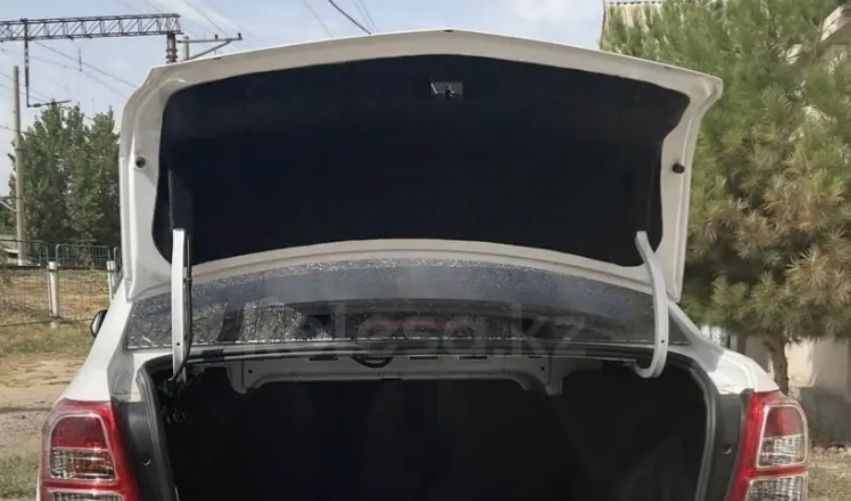 Cobalt bagaj obshivka. Кобалт багаж обшивка