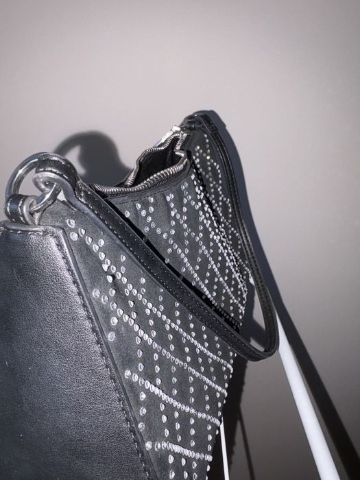 MANGO Лъскава черна чанта