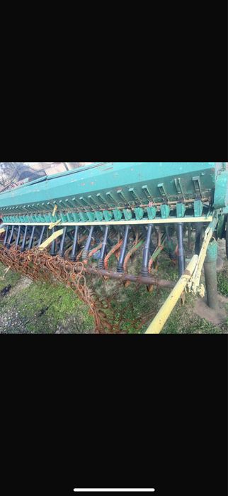 Semănătoare sup 29 și plug