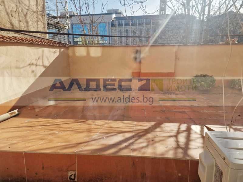 Дава се под наем Офис в София, Център - 100 кв.м за 900 € - Снимка #11