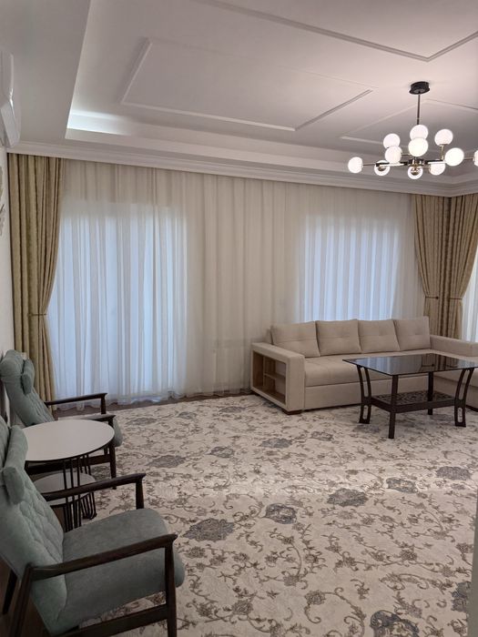 Сдается 3-х (108кв.м) комнатная квартира в центре города. ЖК «Нур»