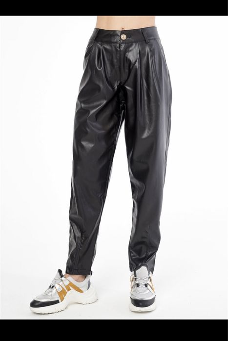 Новые. Стильные кожаные брюки. Турция.