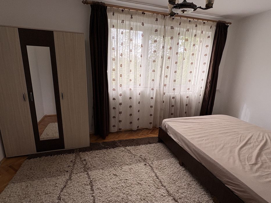 Ap 3 camere Podu Ros