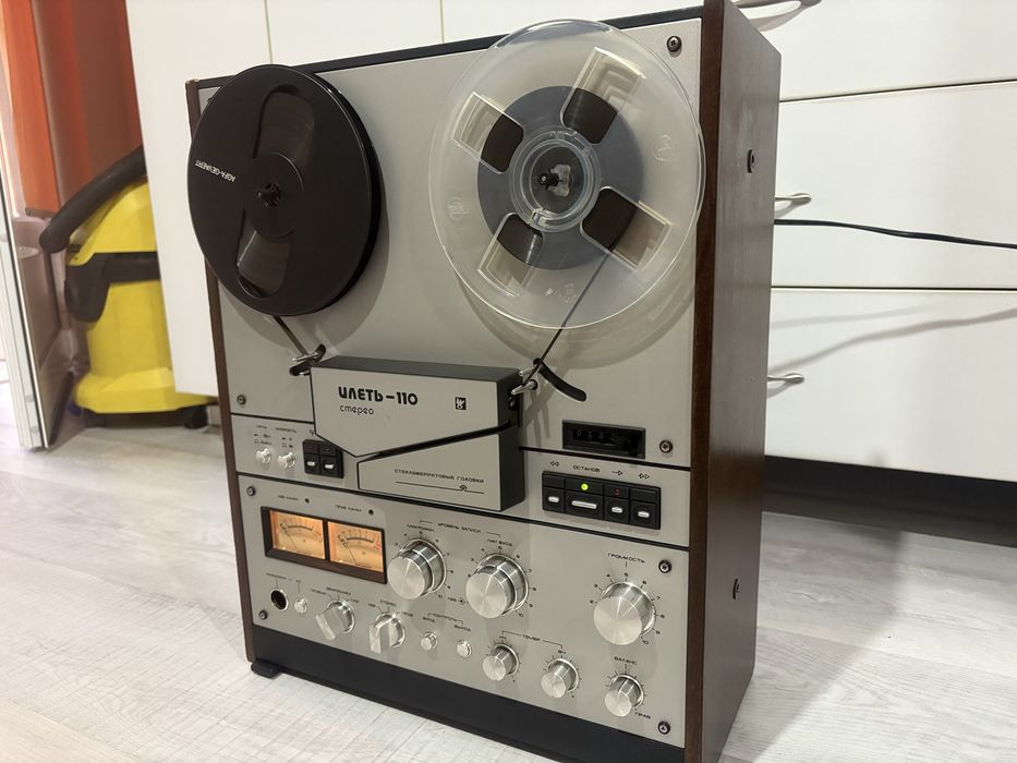 Magnetofon Rostov 105 (cititi anuntul!)