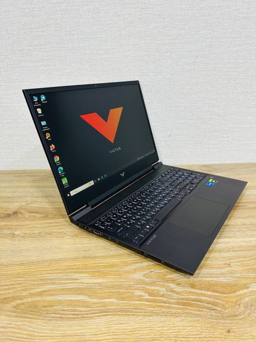 Мощный HP Victus Core i5-12Gen фулловая версия в идеальном состоянии