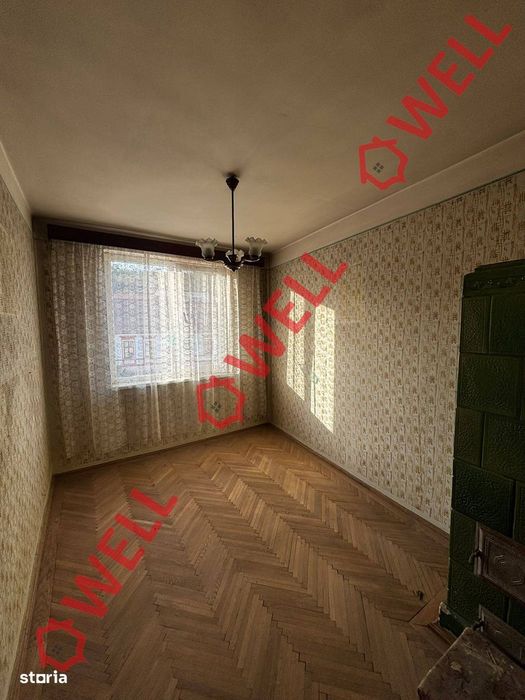 De vânzare apartament cu 3 camere ultracentral în Rupea!