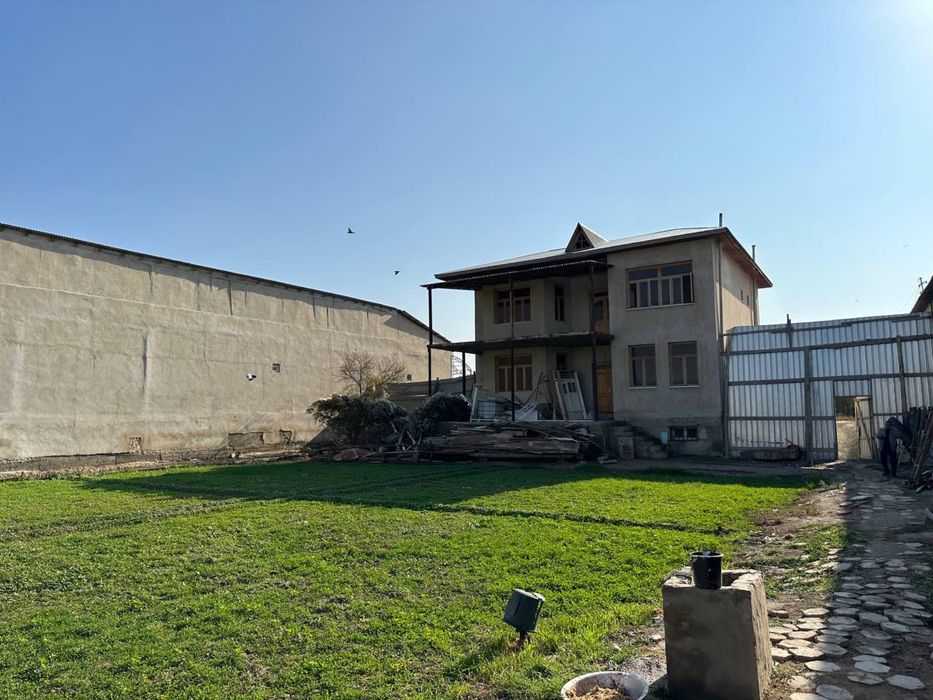 Участка сотилади