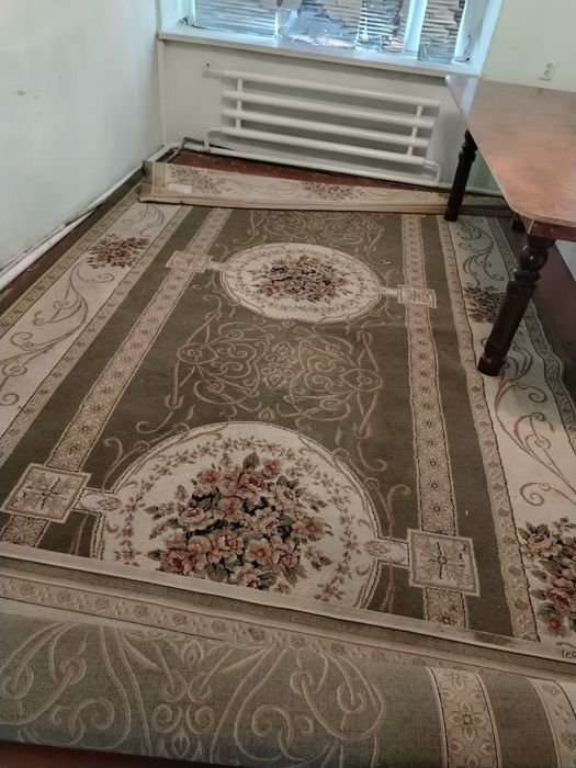 Продам Стол гостинный